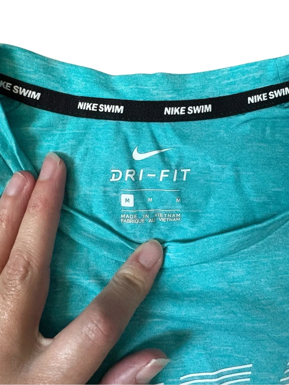 Nike Dri-FIT Swim Long Sleeve Rash Guard Shirt Medium Turquoise Graphic